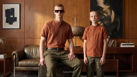 Outfit Foto Keluarga Muslim Kekinian: Inspirasi Kompak ala Like Father Like Son